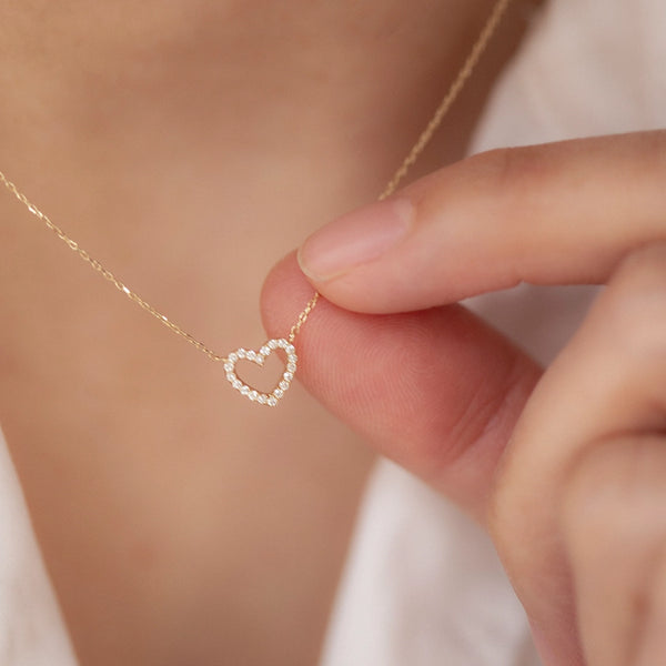 18K Gold Diamond Heart Necklace